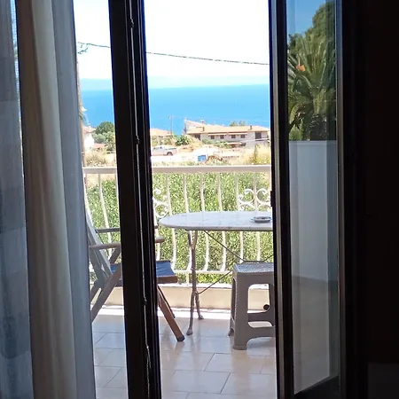 Avra ηouse Apartment